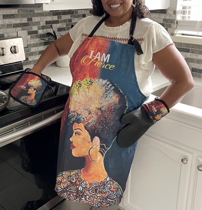 APR226_ (15a) I Am Fierce Designer Apron