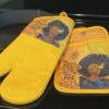 African American Oven Mitt and Potholder (5)