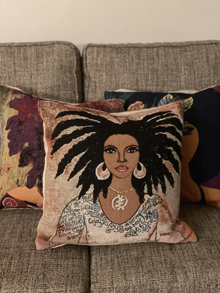 Cushion Covers (57) Nubian Queen Cushion Cover