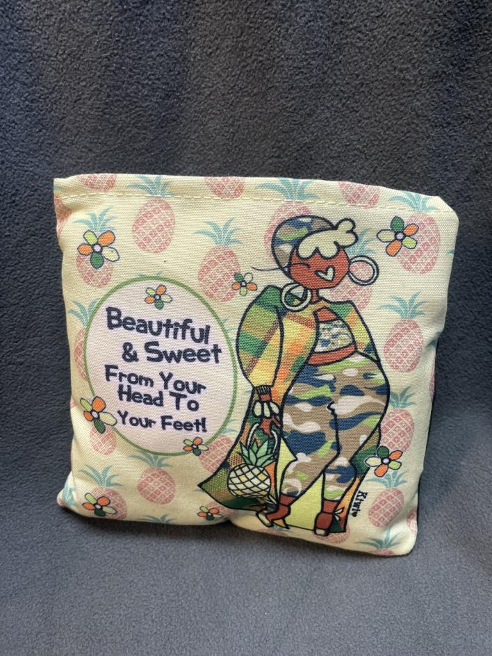 Foldable Canvas Bags_Folded In Pocket (4)